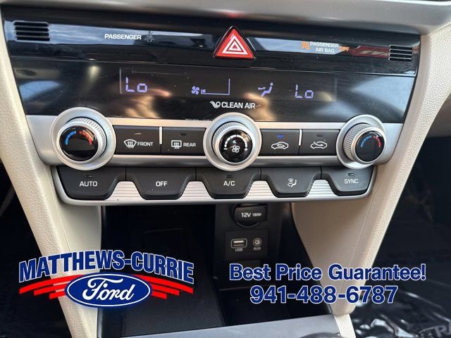 Used 2020 Hyundai Elantra Limited FWD image 18
