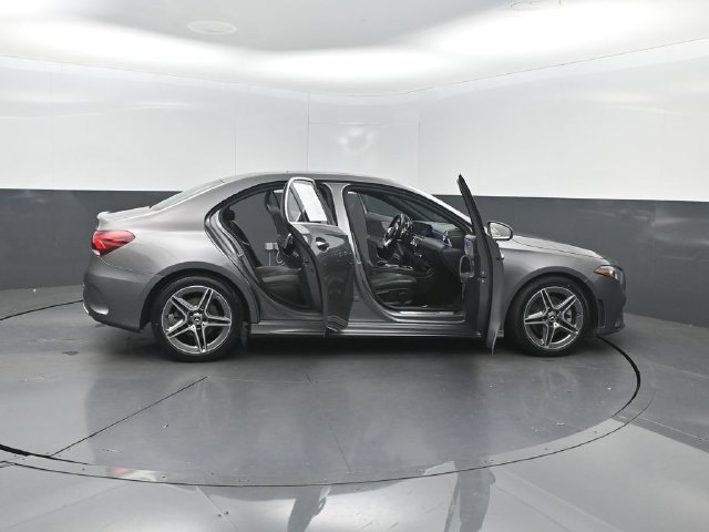 Used 2022 Mercedes-Benz A 220 4MATIC image 35