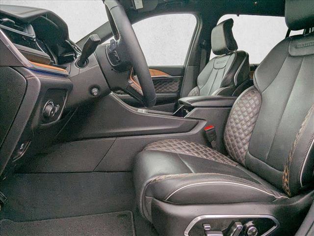 Used 2023 Jeep Grand Cherokee L Summit image 18