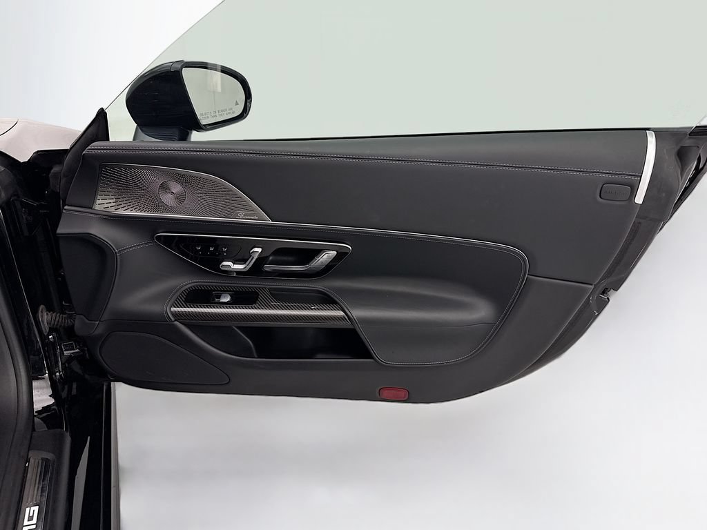 Certified 2022 Mercedes-Benz SL 63 AMG 4MATIC image 24