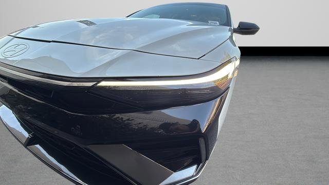 Used 2025 Hyundai Elantra N Line image 26