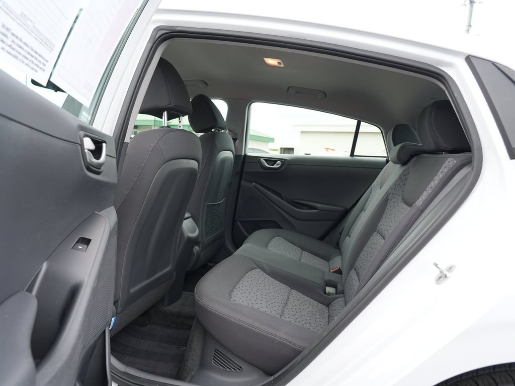 Used 2018 Hyundai Ioniq Blue FWD image 18