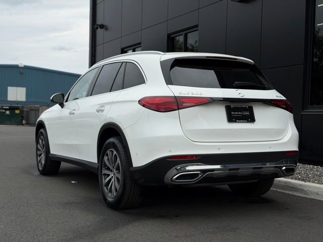 Used 2025 Mercedes-Benz GLC 300 4MATIC image 6