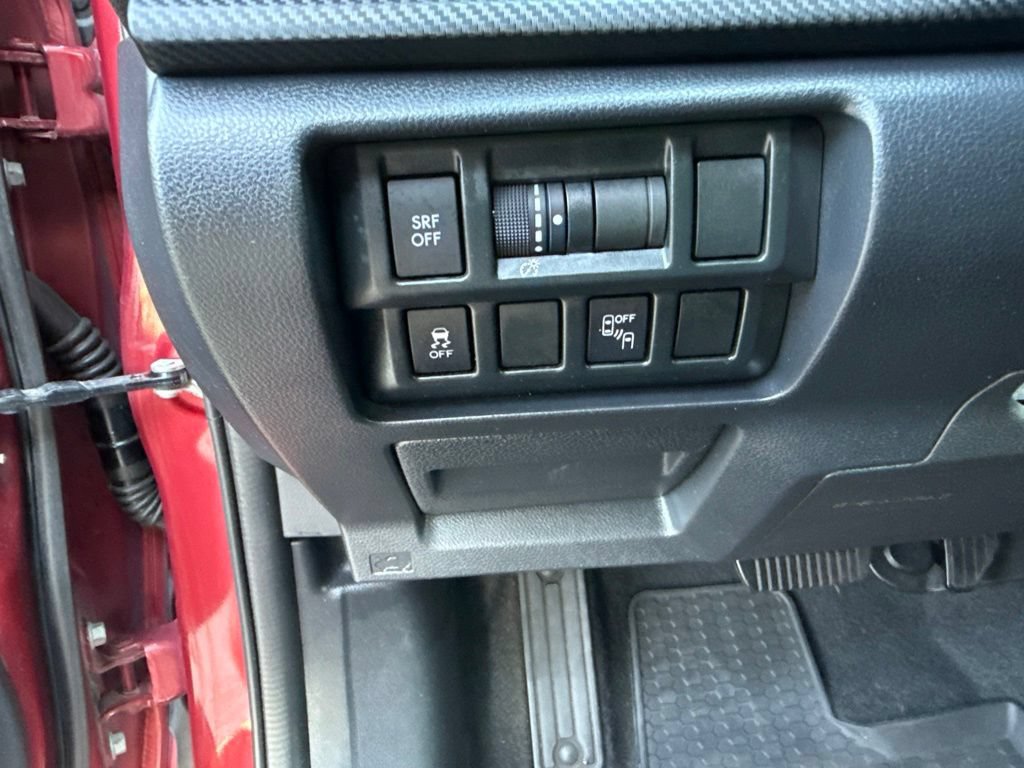 Used 2019 Subaru Crosstrek 2.0i Premium AWD/4WD image 11