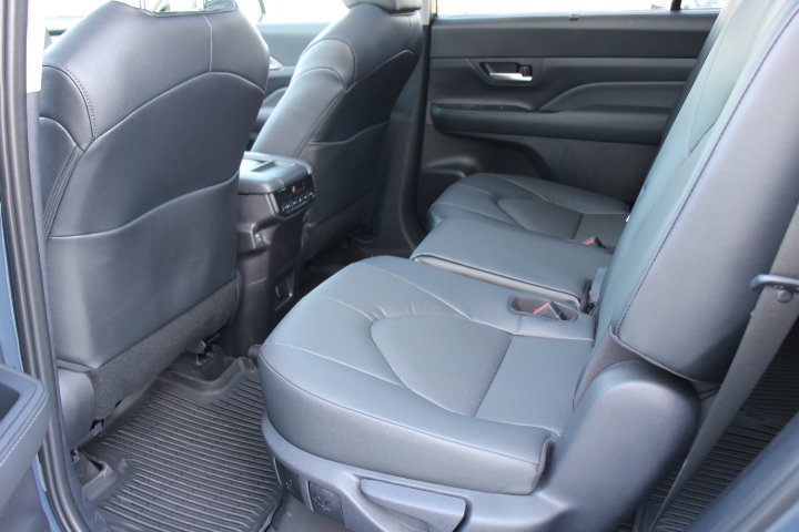 New 2026 Toyota Grand Highlander XLE FWD image 14