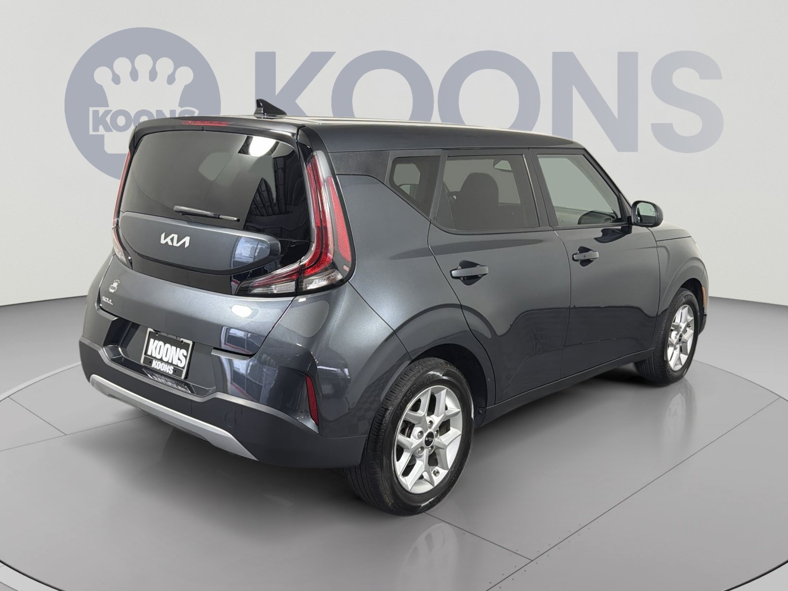 Used 2023 Kia Soul S FWD image 7