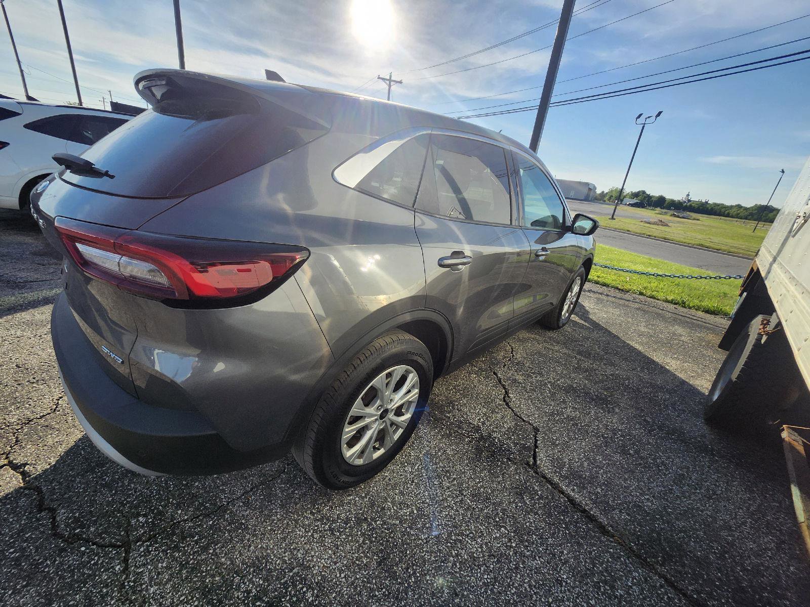 Used 2023 Ford Escape Active w/ Tech Pack #1 AWD/4WD image 6
