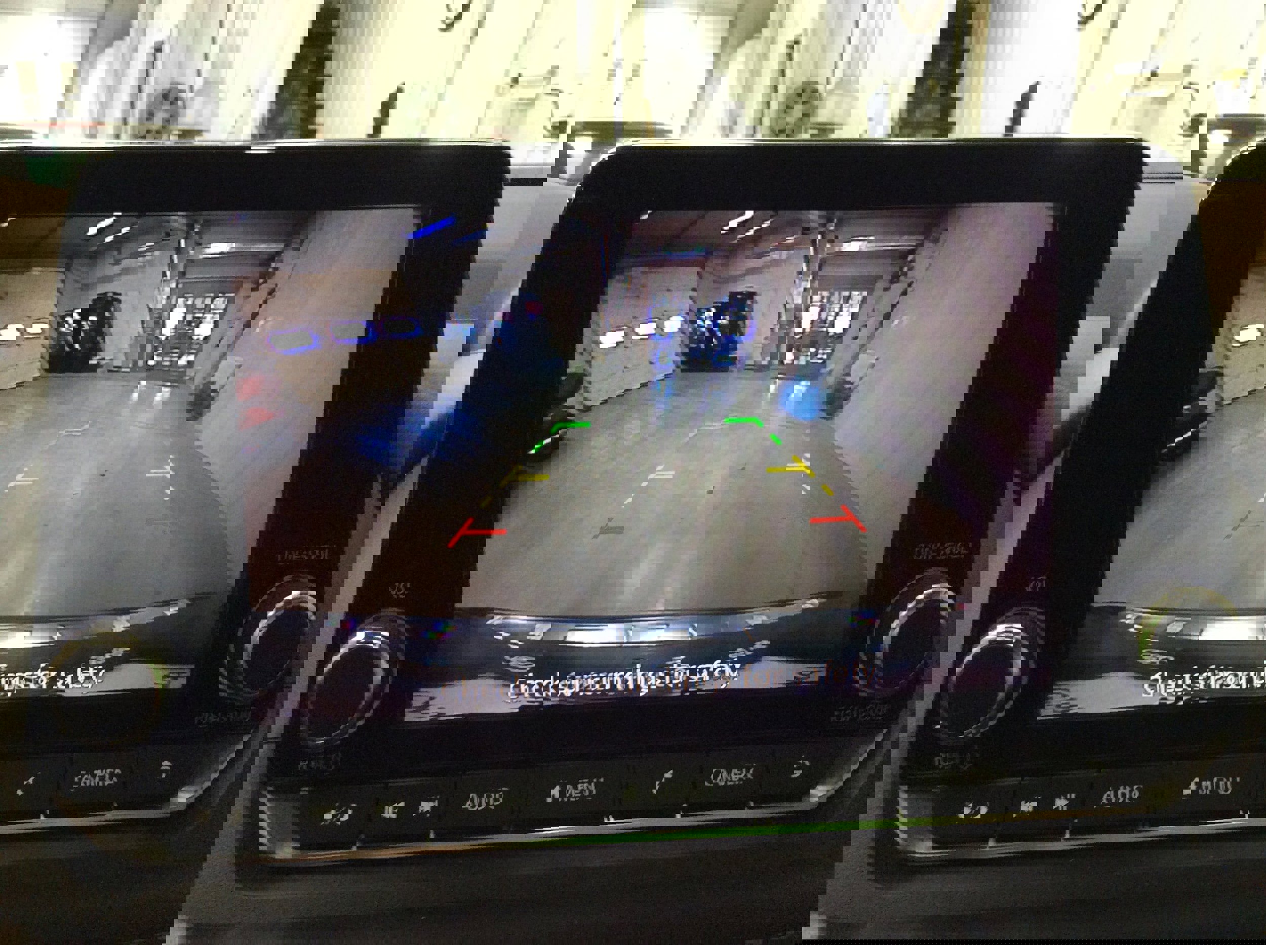 Used 2022 Nissan Rogue SV image 25