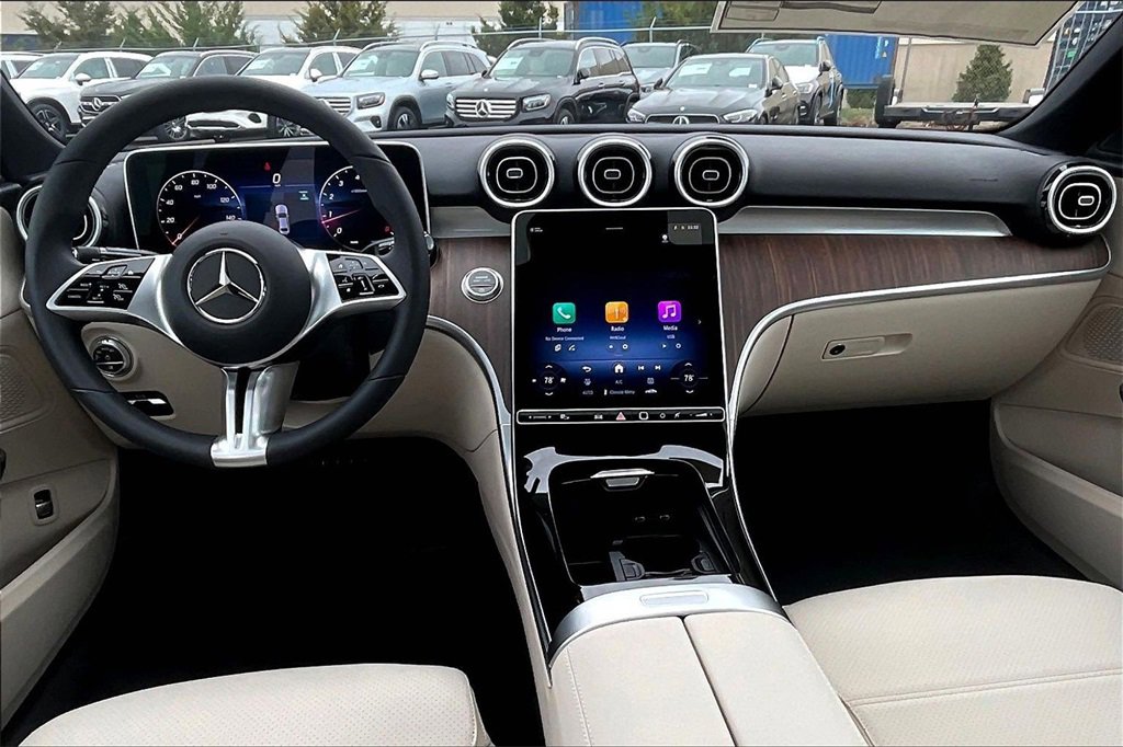 New 2026 Mercedes-Benz C 300 4MATIC Sedan image 5