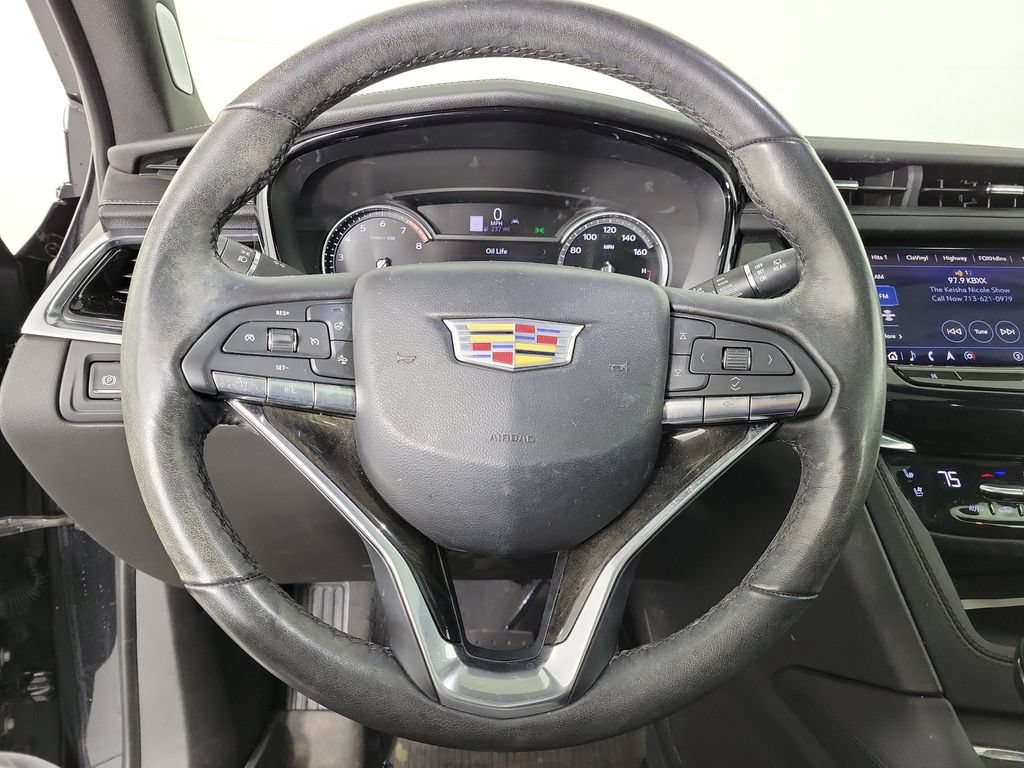 Used 2024 Cadillac XT6 Premium Luxury w/ LPO, Floor Liner Package AWD/4WD image 24