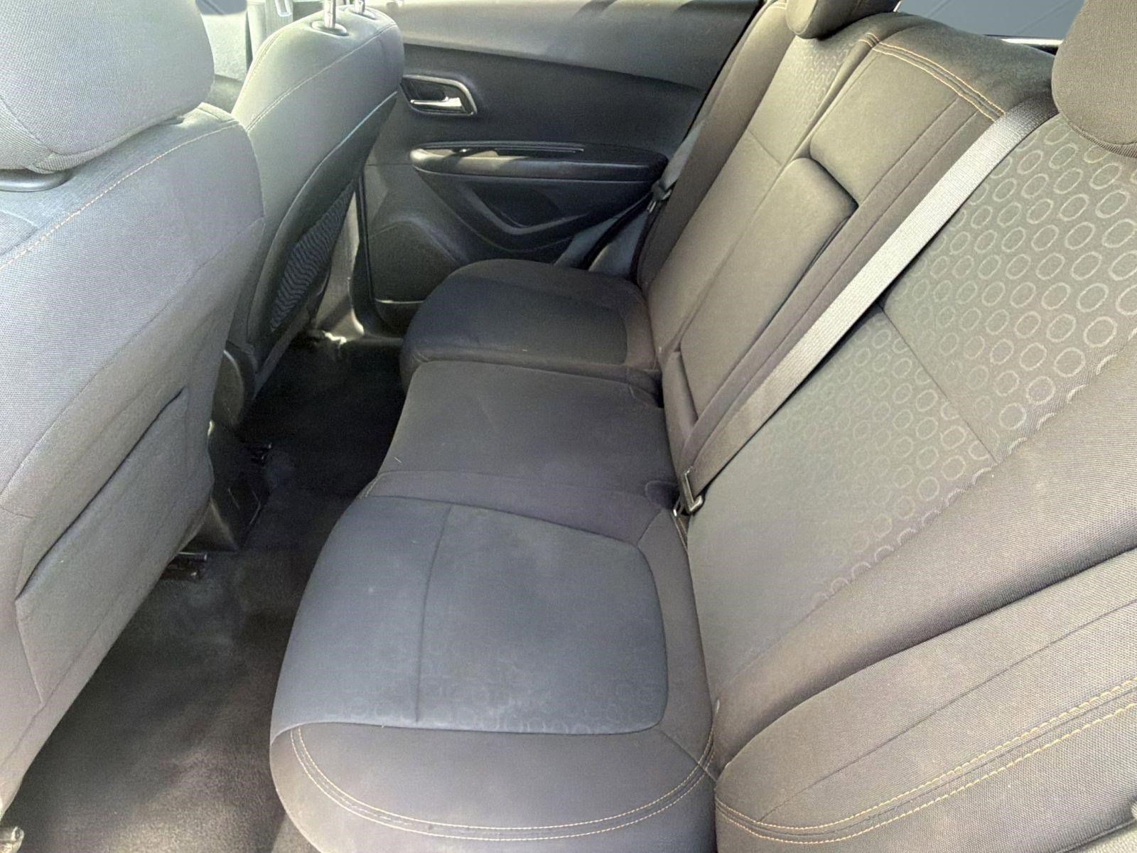 Used 2020 Chevrolet Trax LS w/ Tint and Cruise Package FWD image 15