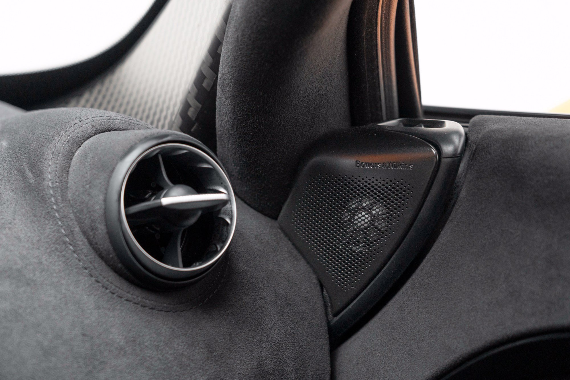 Used 2024 McLaren 750S RWD image 46