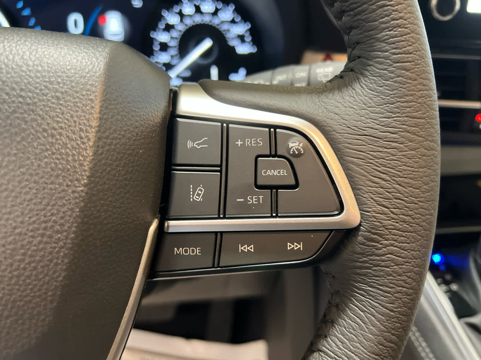 New 2026 Toyota Sienna XLE image 22