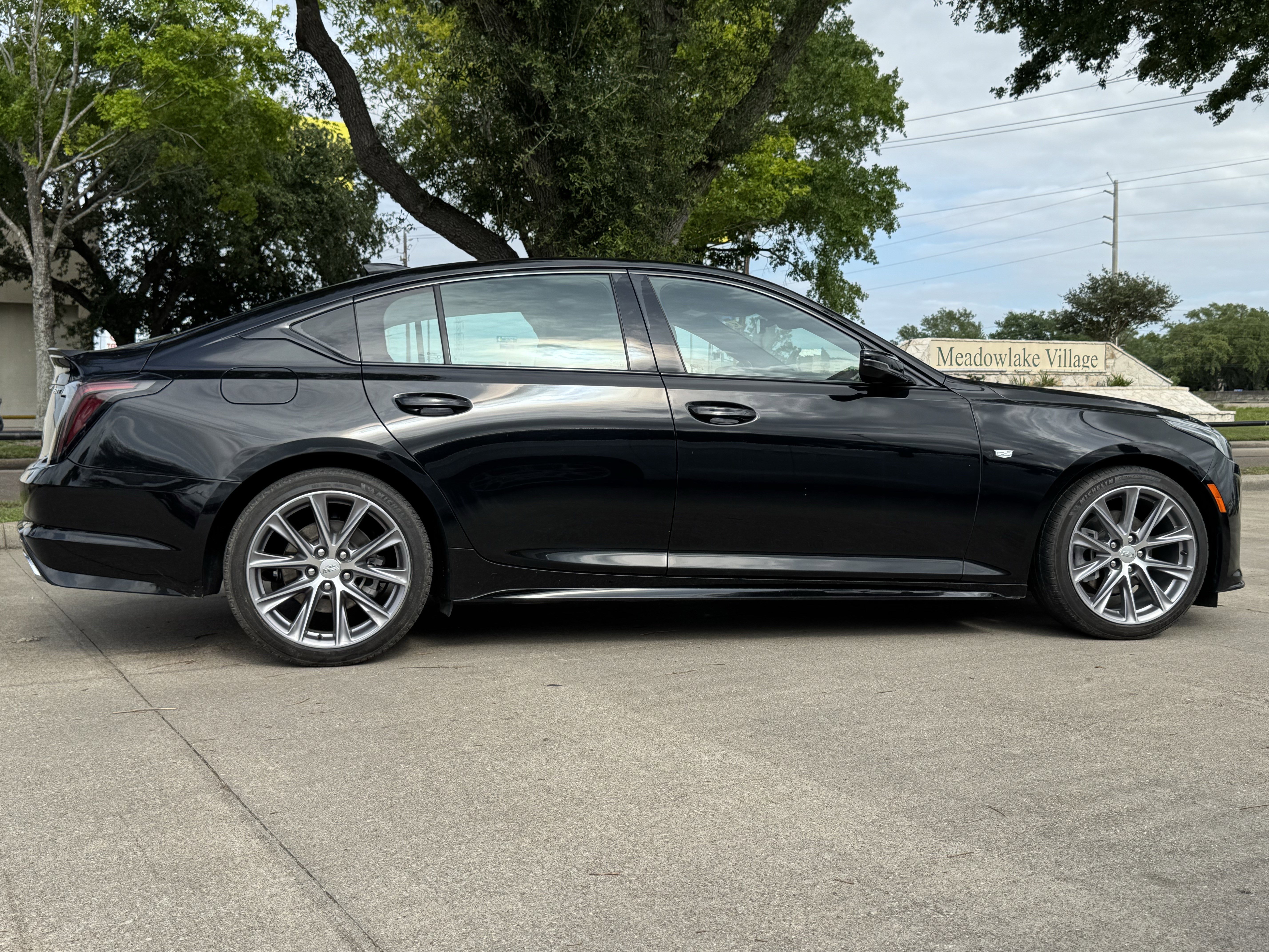Used 2023 Cadillac CT5 Sport RWD image 7