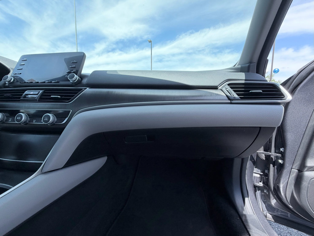 Used 2018 Honda Accord LX image 19