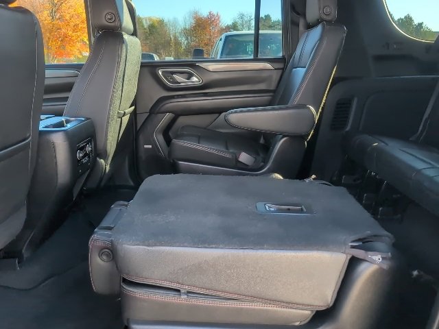 Used 2022 Chevrolet Suburban RST image 36