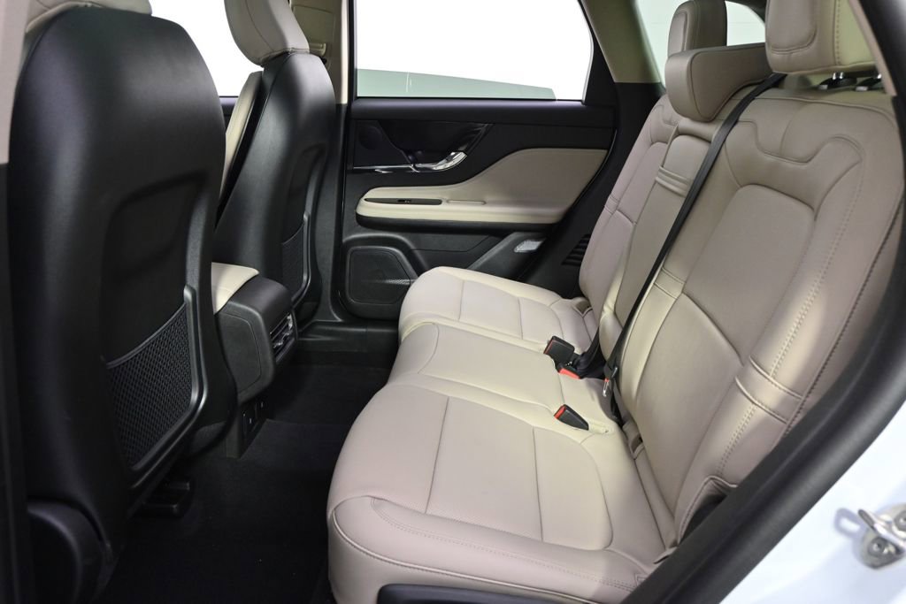 New 2026 Lincoln Corsair Reserve w/ Jet Appearance Package image 21