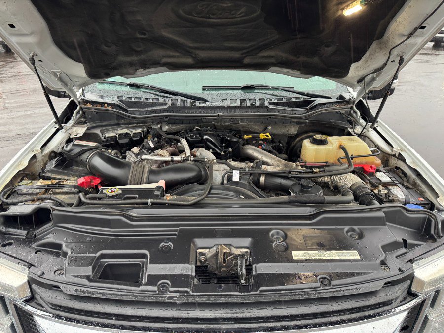 Used 2017 Ford F250 XLT w/ XLT Premium Package image 23