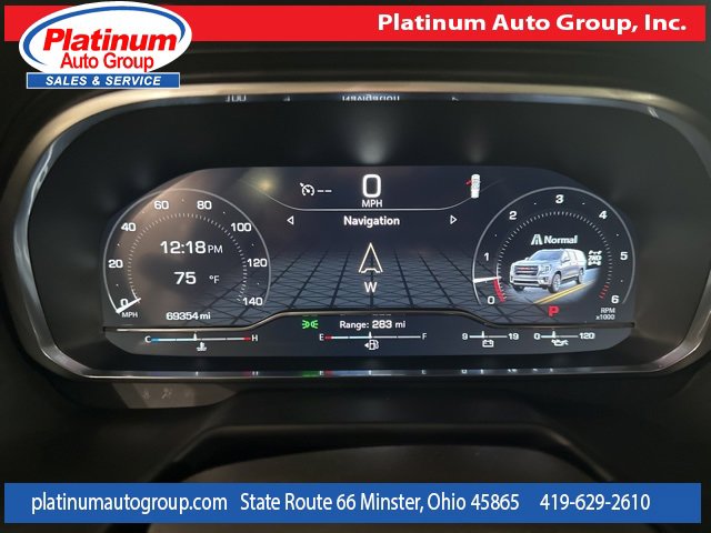 Used 2023 GMC Yukon XL SLT image 16
