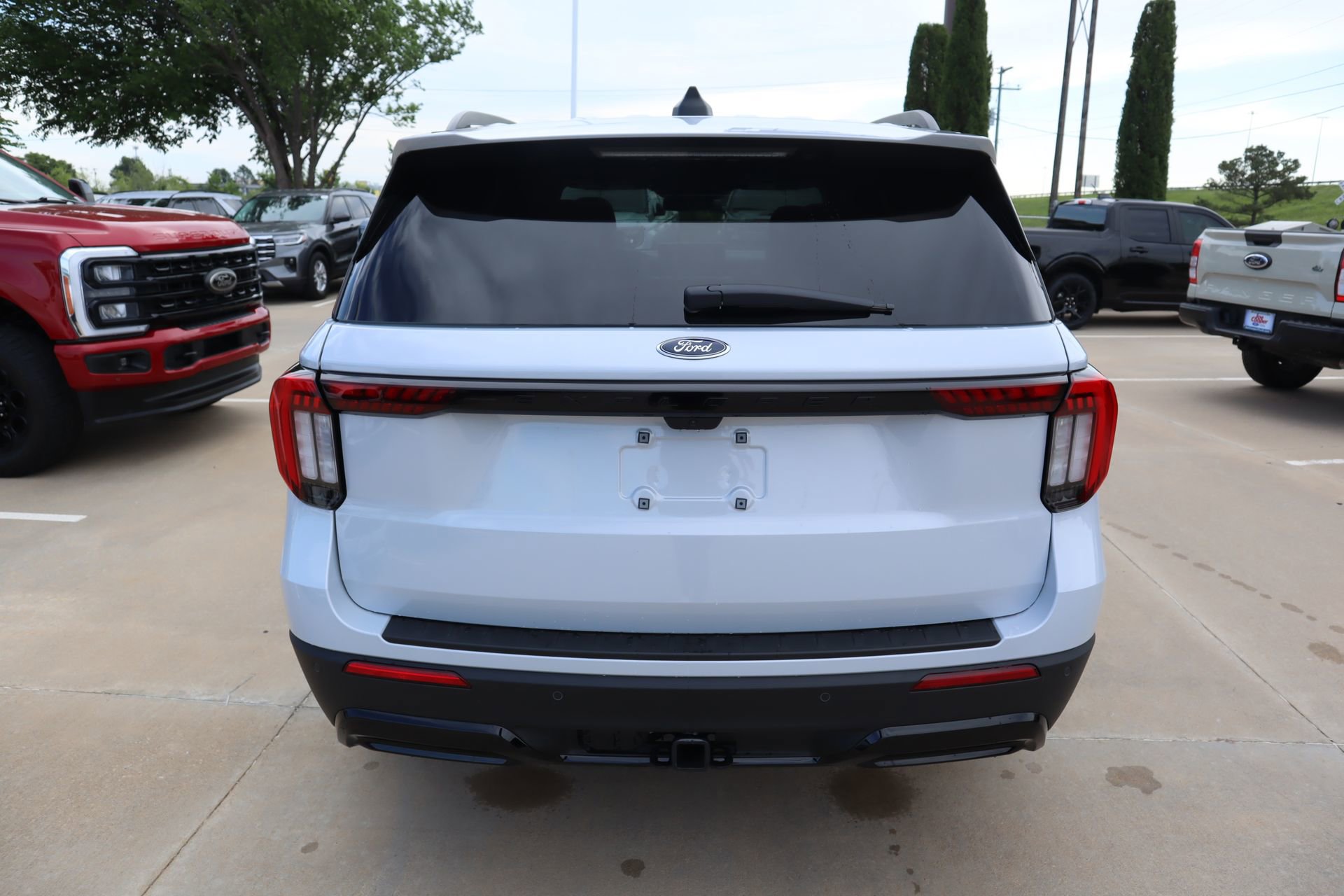 New 2026 Ford Explorer ST-Line RWD image 24