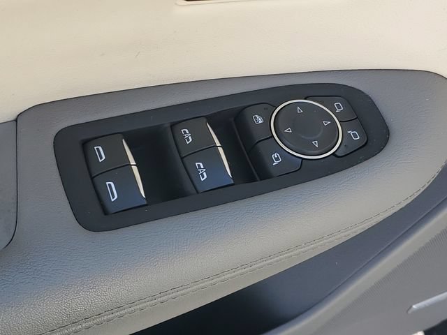 Certified 2023 Cadillac XT5 Premium Luxury FWD image 10