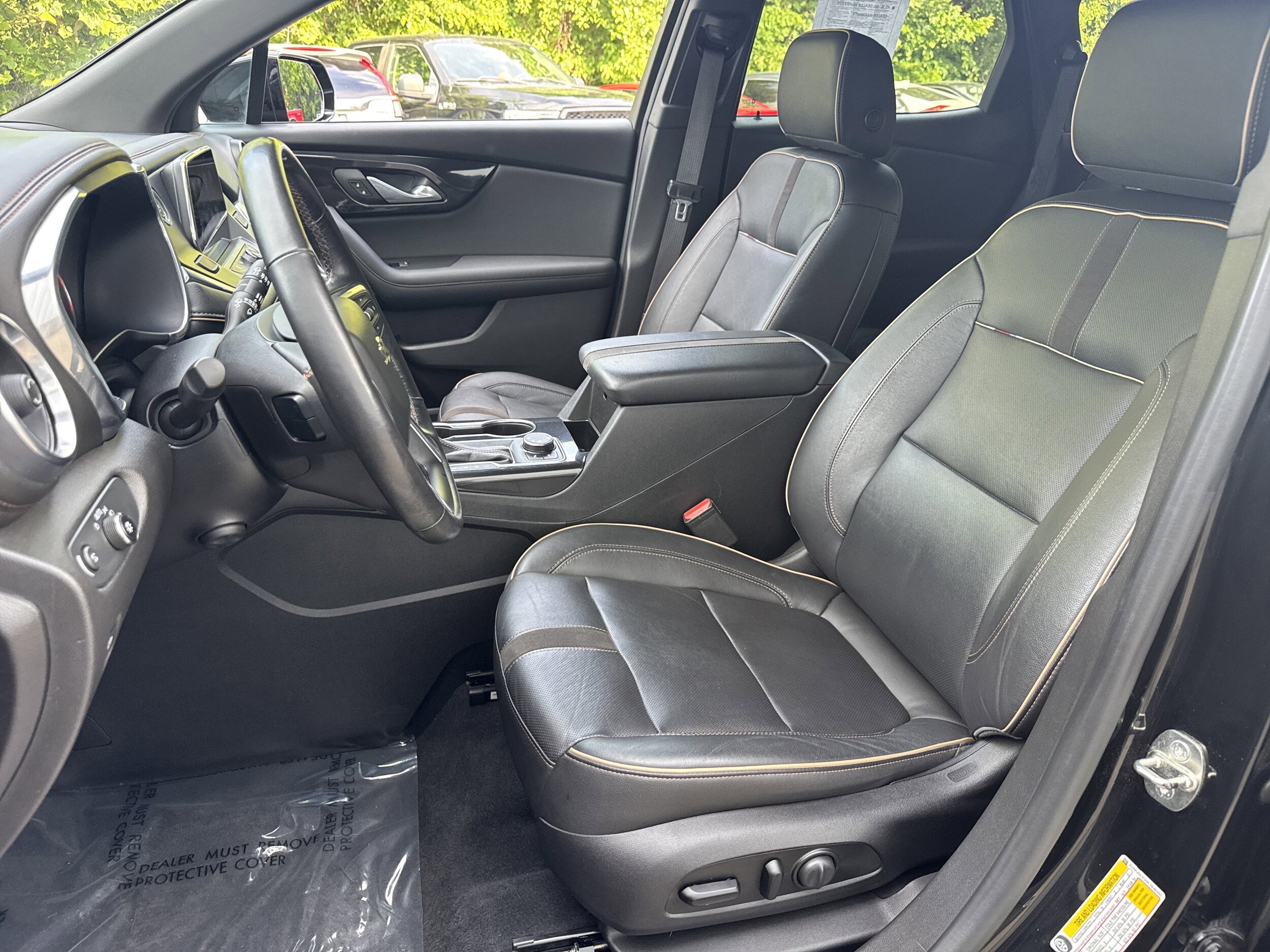 Used 2019 Chevrolet Blazer Premier w/ Sun and Wheels Package AWD/4WD image 4