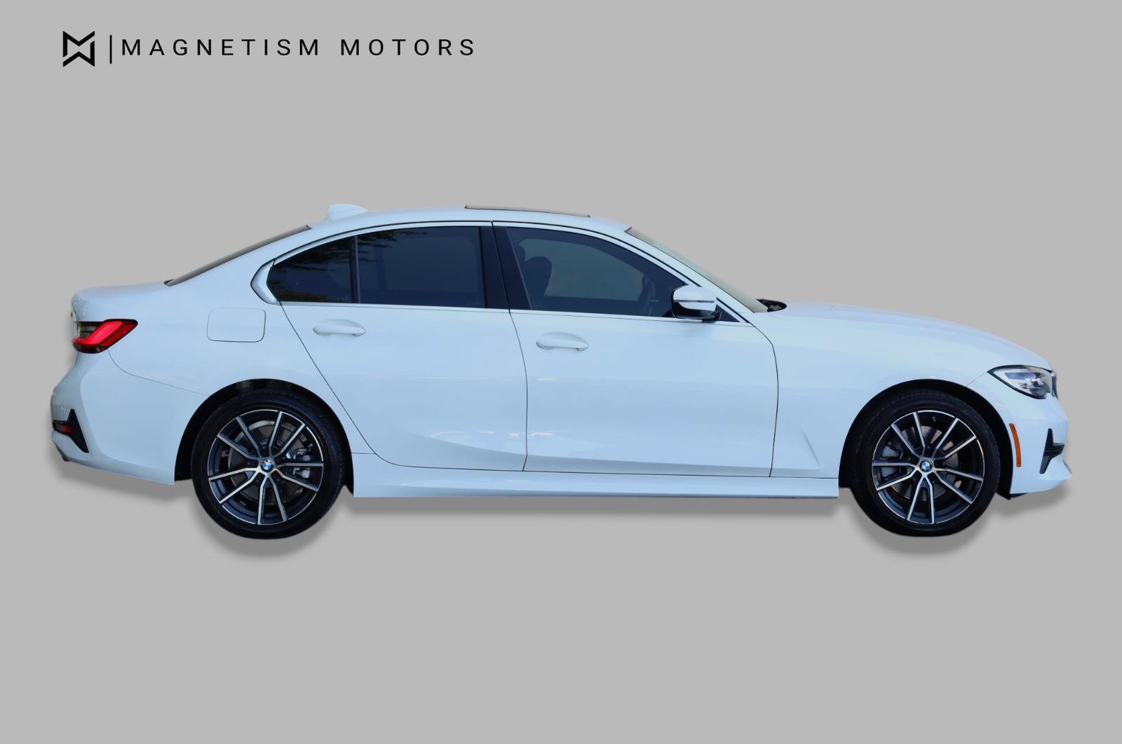 Used 2019 BMW 330i Sedan w/ Driving Assistance Package RWD image 2