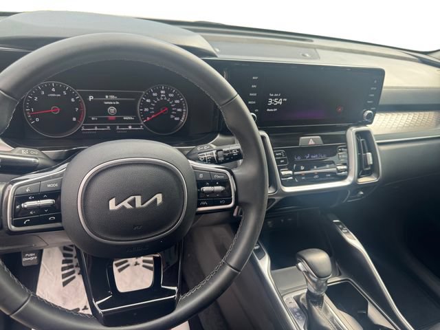 Used 2023 Kia Sorento S w/ Panoramic Sunroof Package FWD image 10