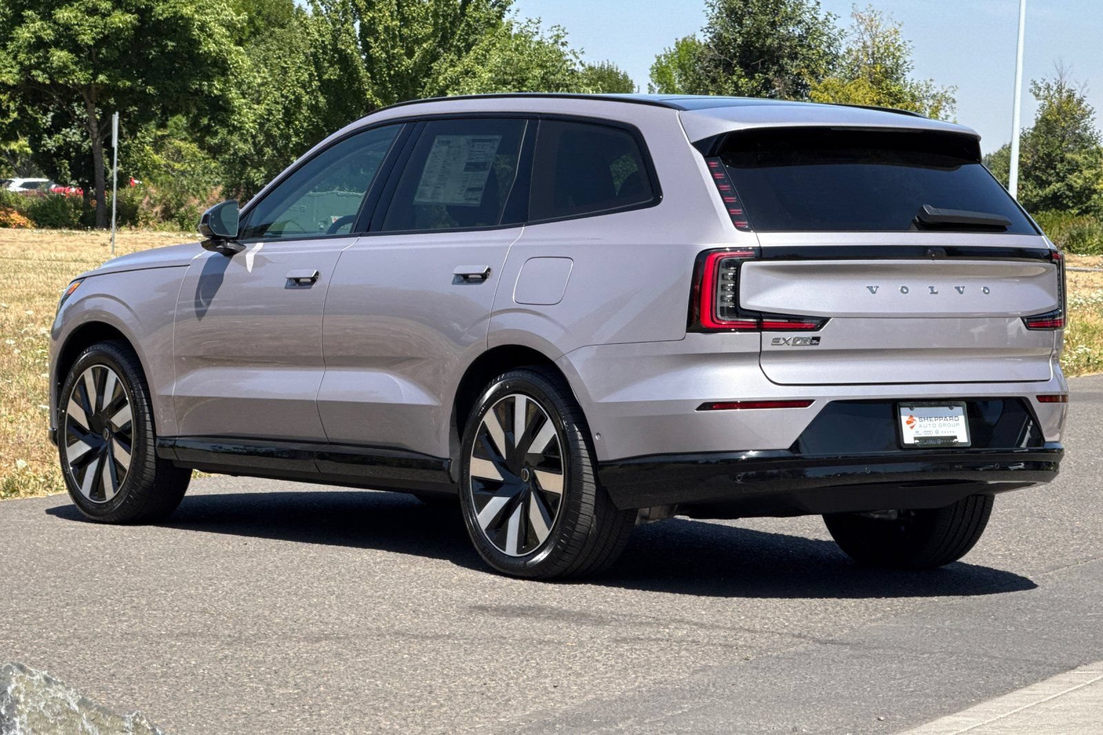 New 2026 Volvo EX90 Ultra AWD/4WD image 5