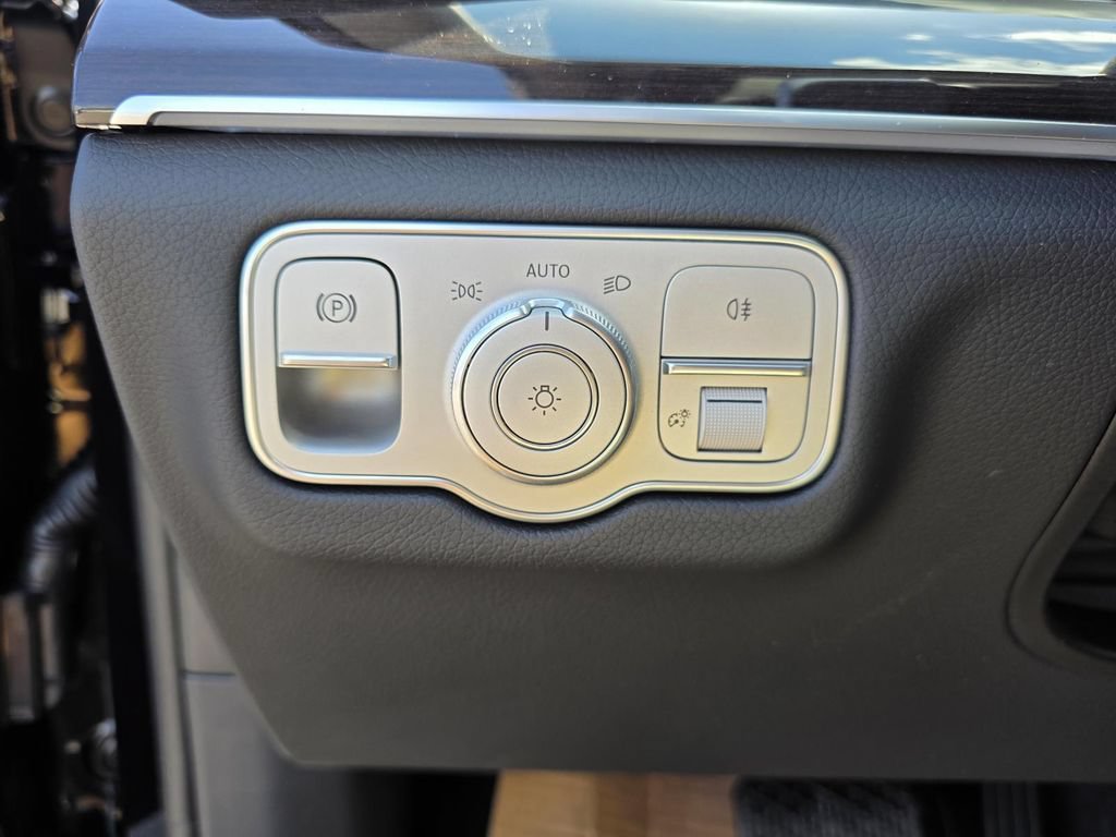 New 2026 Mercedes-Benz GLE 450 4MATIC image 13