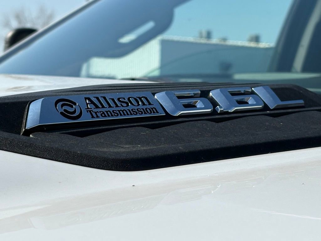 Used 2025 Chevrolet Silverado 2500 Custom w/ Custom Convenience Package AWD/4WD image 5