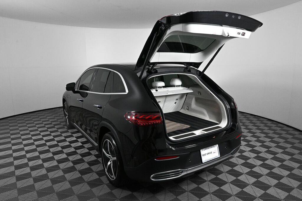 Used 2023 Mercedes-Benz EQE 500 4MATIC SUV image 31