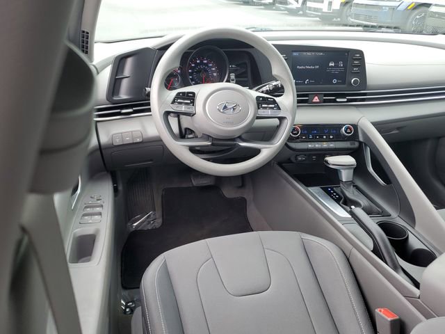 Certified 2023 Hyundai Elantra SEL FWD image 10