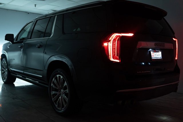 Used 2023 GMC Yukon XL Denali image 40