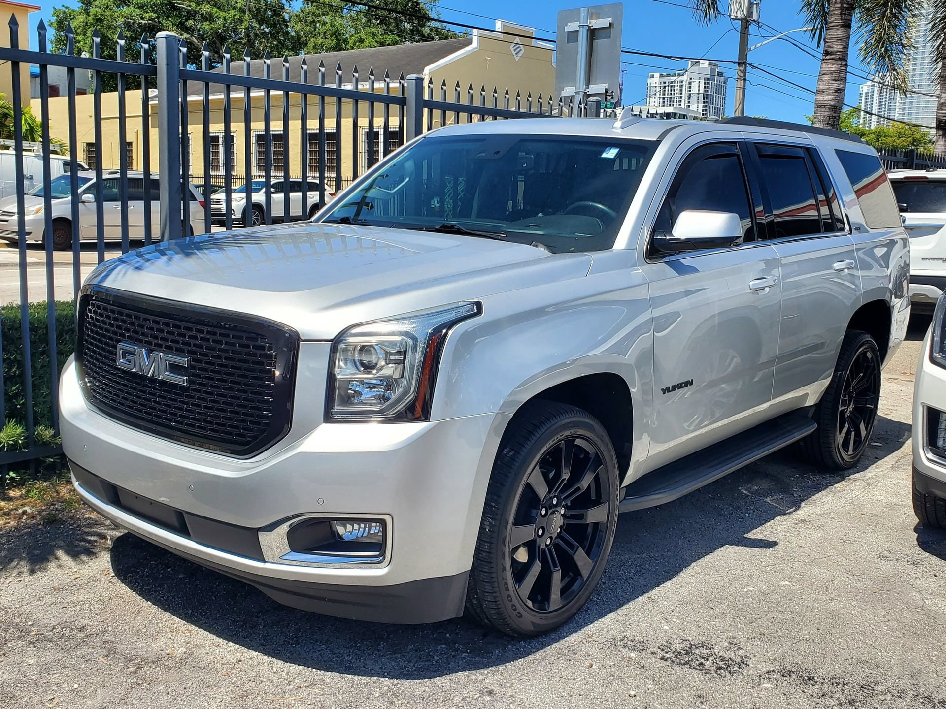 Used 2018 GMC Yukon SLT