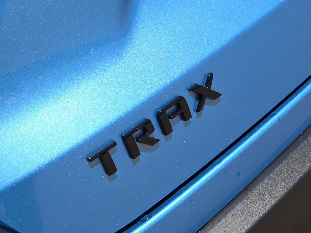 New 2026 Chevrolet Trax RS w/ Sunroof Package FWD image 23