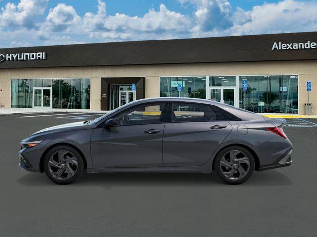New 2026 Hyundai Elantra Sport FWD image 3