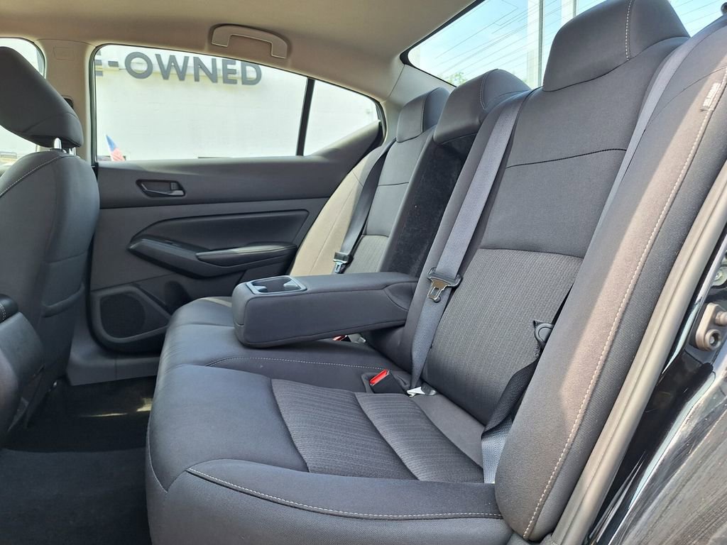 Used 2024 Nissan Altima 2.5 SV FWD image 23