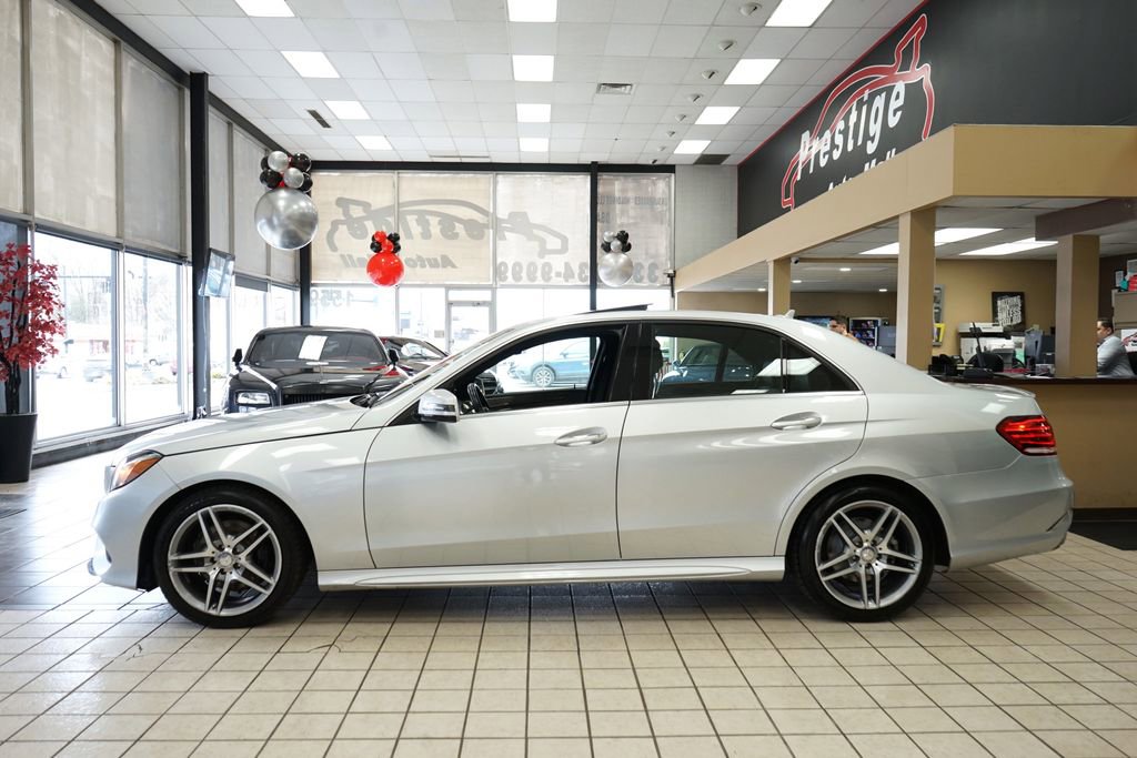 Used 2014 Mercedes-Benz E 350 4MATIC Sedan image 3