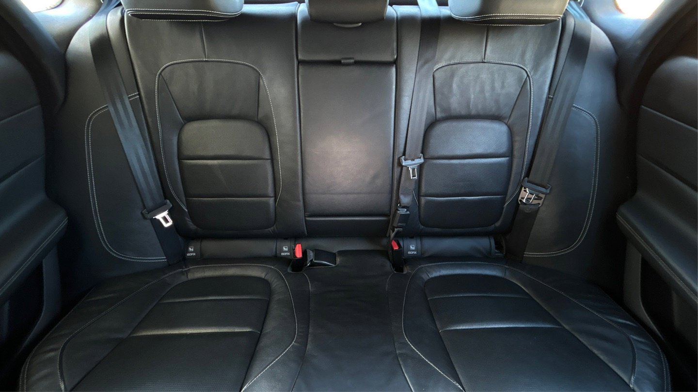 Used 2016 Jaguar XF R-Sport image 23