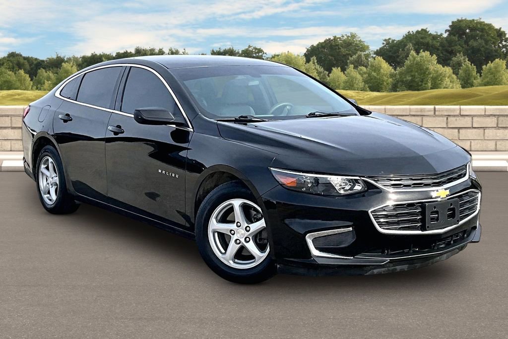Used 2016 Chevrolet Malibu LS image 2