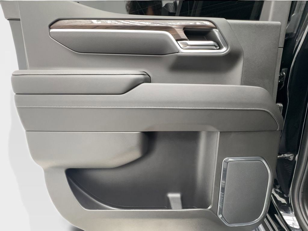 Used 2024 GMC Sierra 1500 SLT AWD/4WD image 27