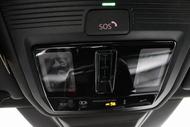 New 2026 Volkswagen GTI SE FWD image 23