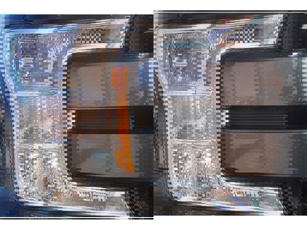 Used 2018 Ford F150 Lariat image 11