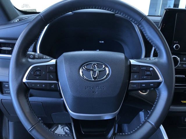 Certified 2025 Toyota Highlander XSE AWD/4WD image 24