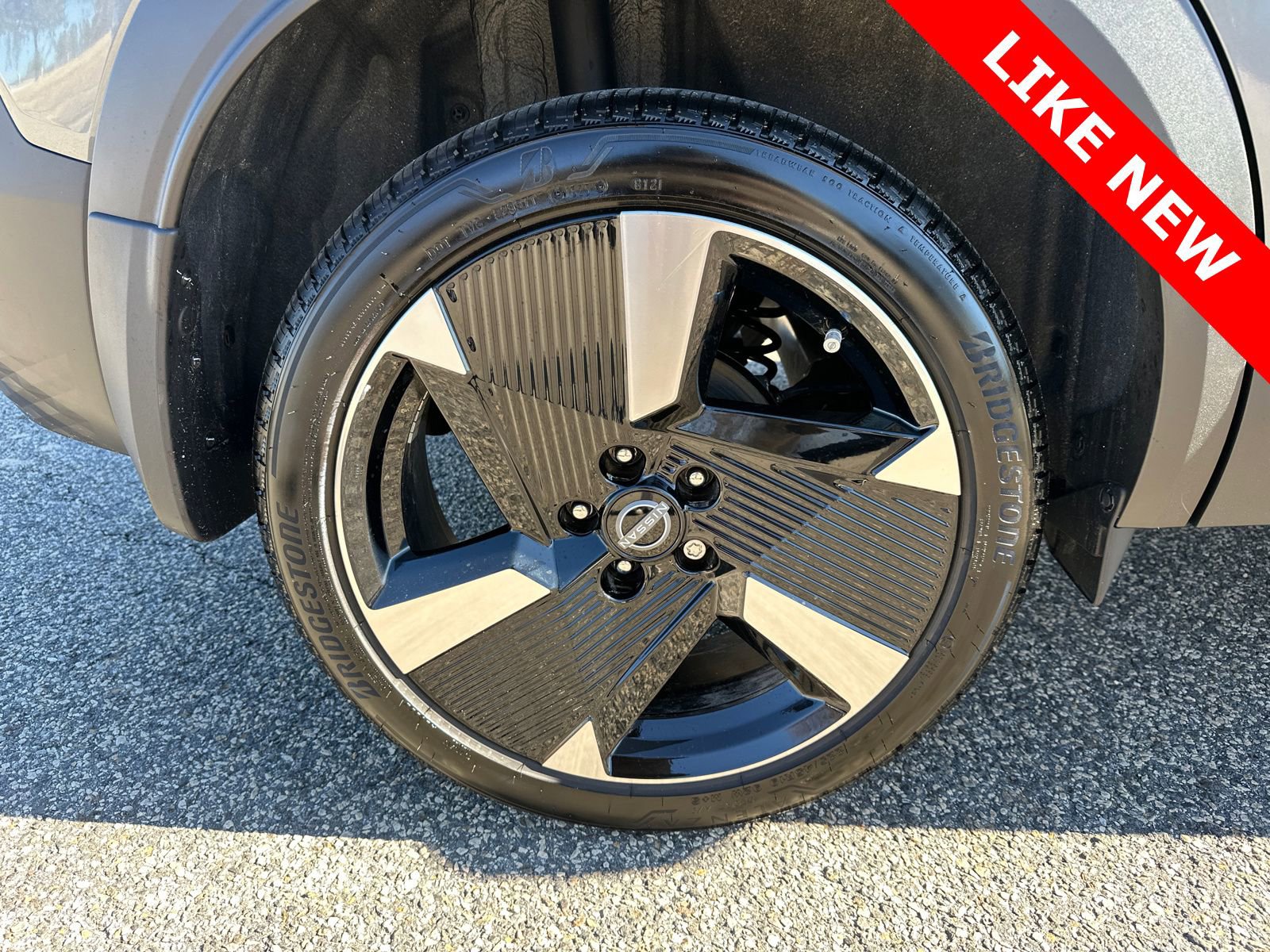 Certified 2025 Nissan Kicks SR image 17