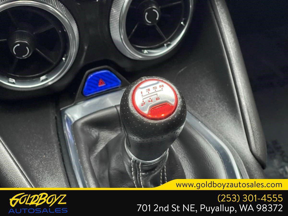 Used 2022 Chevrolet Camaro LT image 26