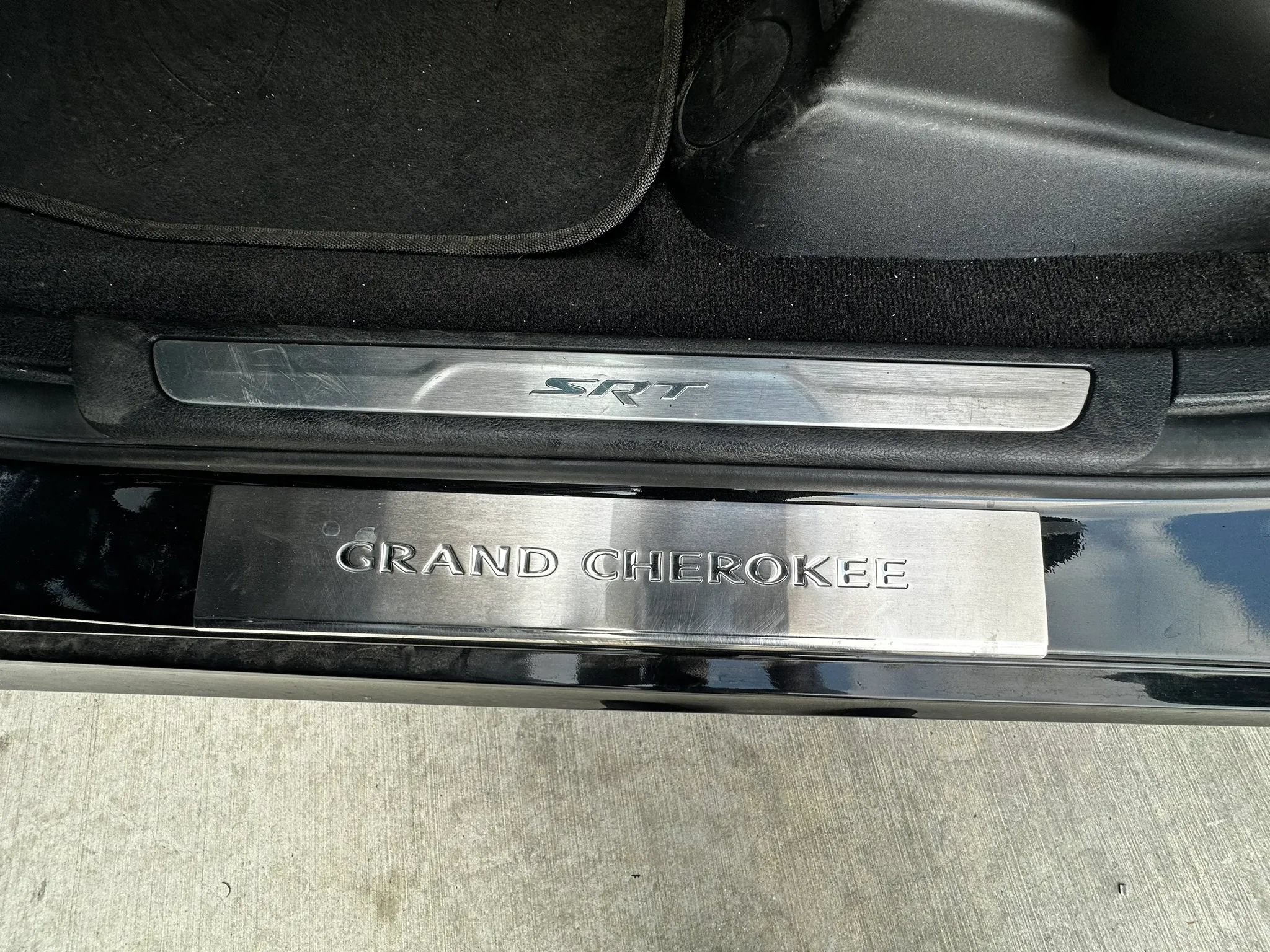 Used 2014 Jeep Grand Cherokee SRT w/ Trailer Tow Group IV AWD/4WD image 34