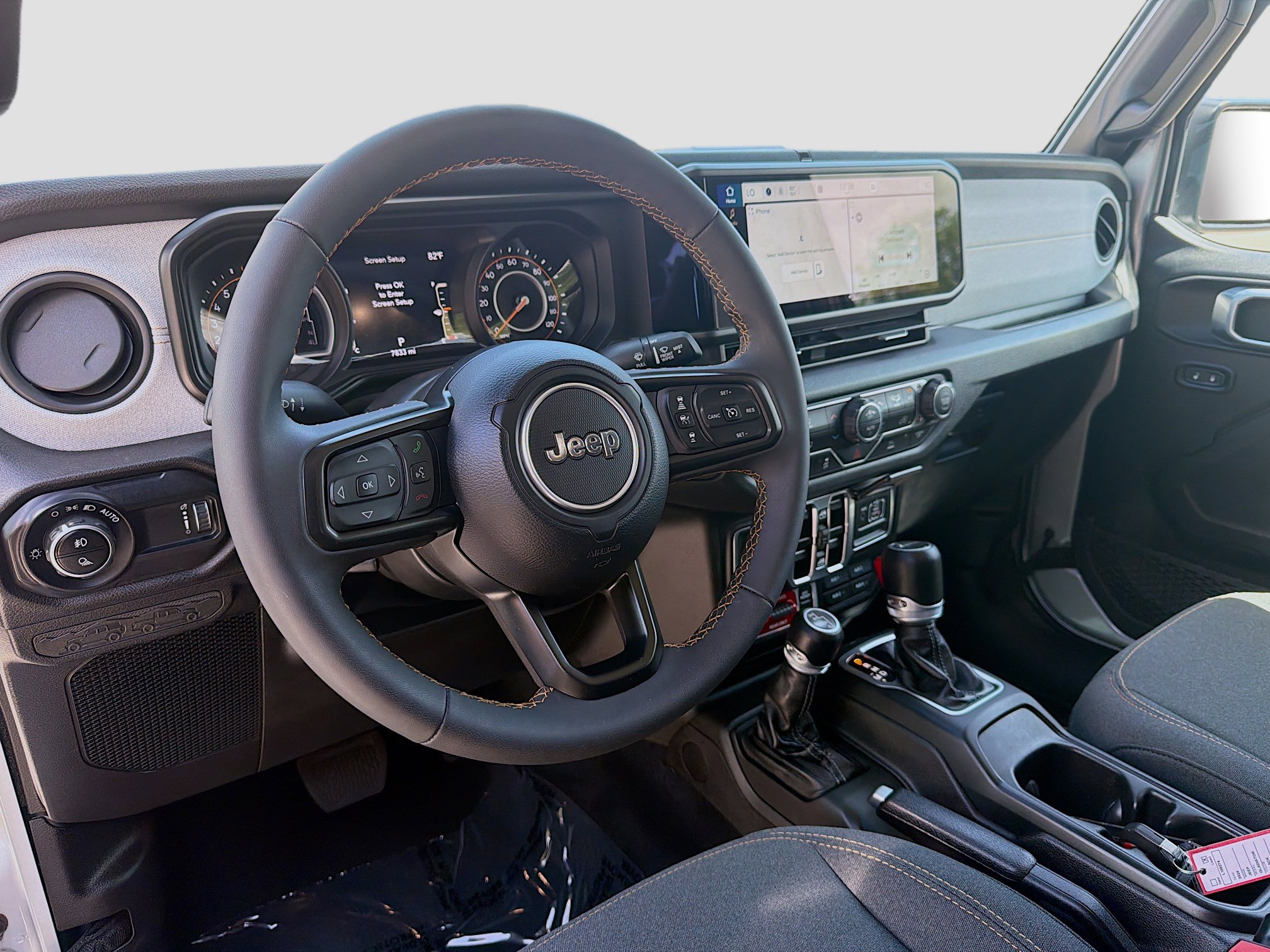 Used 2024 Jeep Gladiator Sport image 7