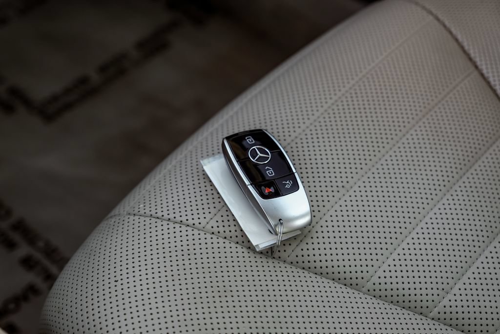 Used 2019 Mercedes-Benz S 560 Sedan image 69